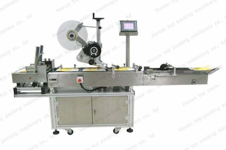 Vertical automatic flat labeling machine