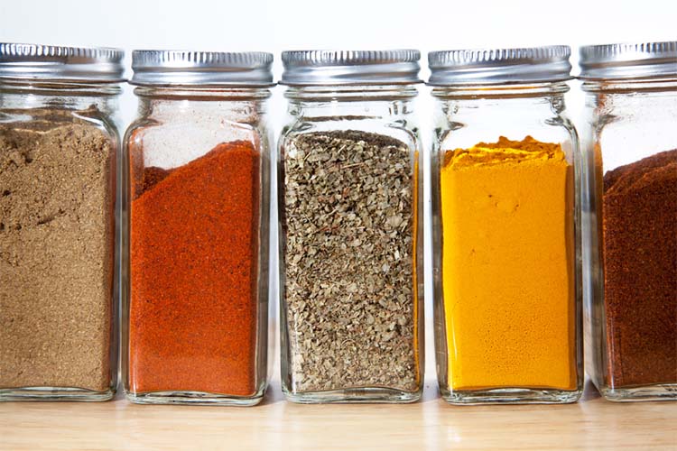 Glass bottles for spices powder