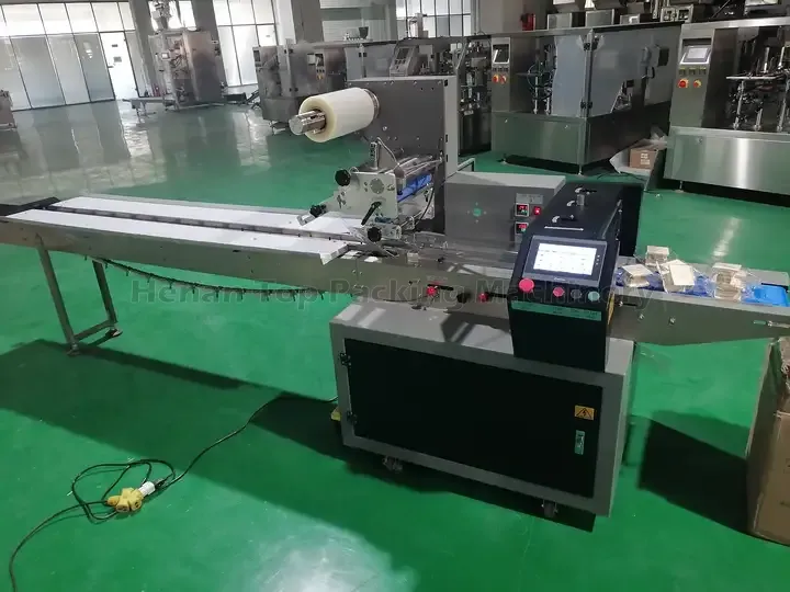 SL-350 pillow pouch packaging machine sent to USA for bread pack