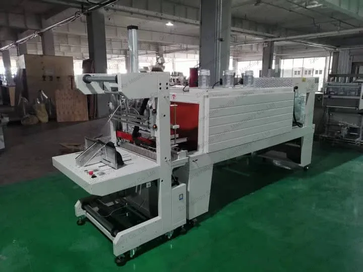 Shrink wrap sealing machine for Hungary charcoal plant