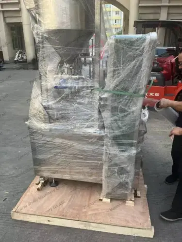 Cup filling sealing machine packaging